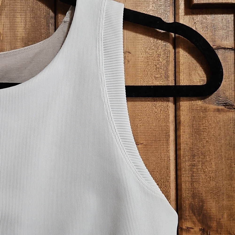 Lululemon White Kick Serve High Coverage Long Line Bra Size 10 - Picture 5 of 16